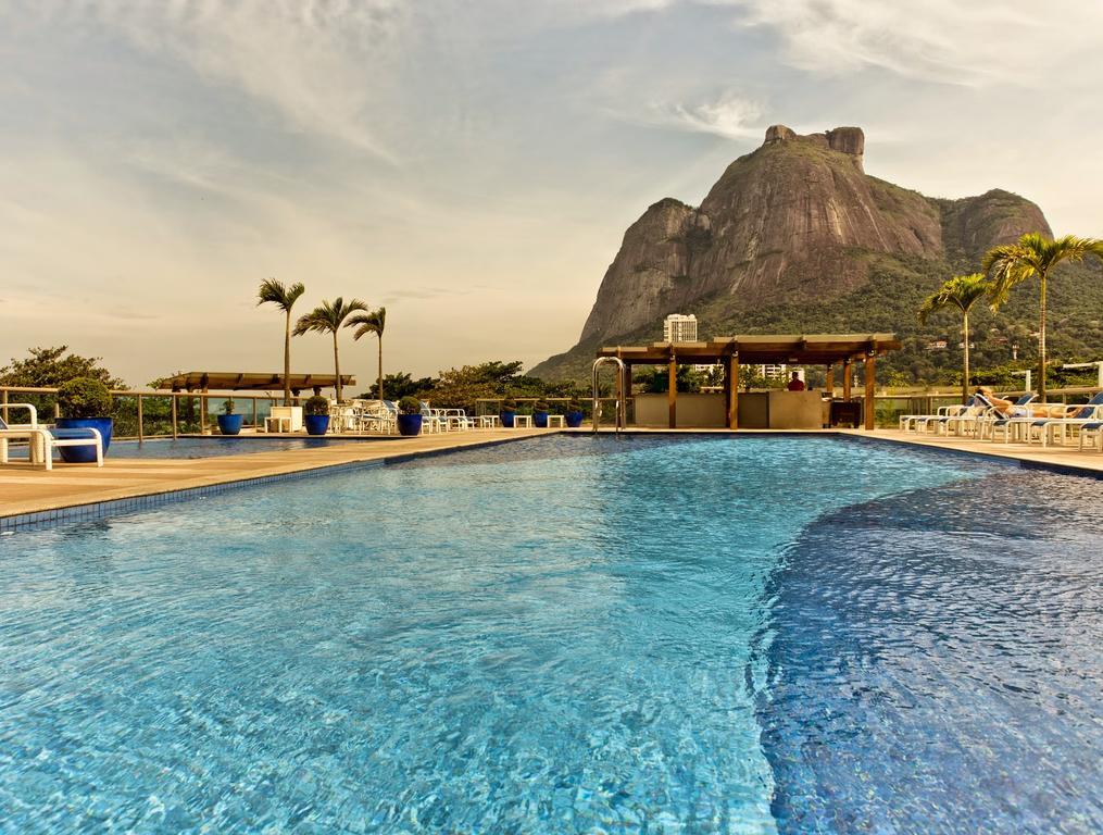 Pullman Rio De Janeiro Sao Conrado Hotel Exterior photo The pool at the Olympic Village