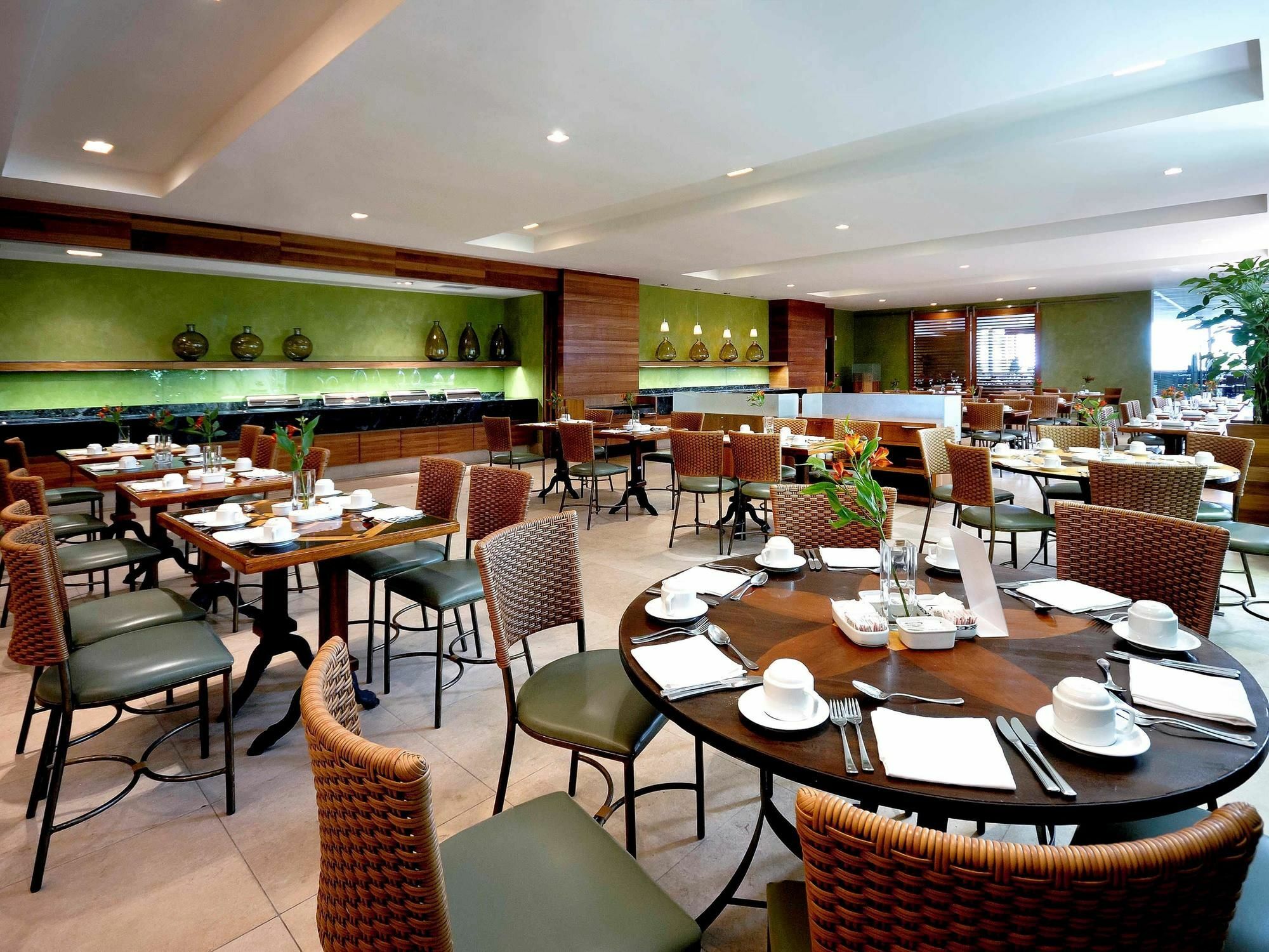 Pullman Rio De Janeiro Sao Conrado Hotel Exterior photo The Garden Grove