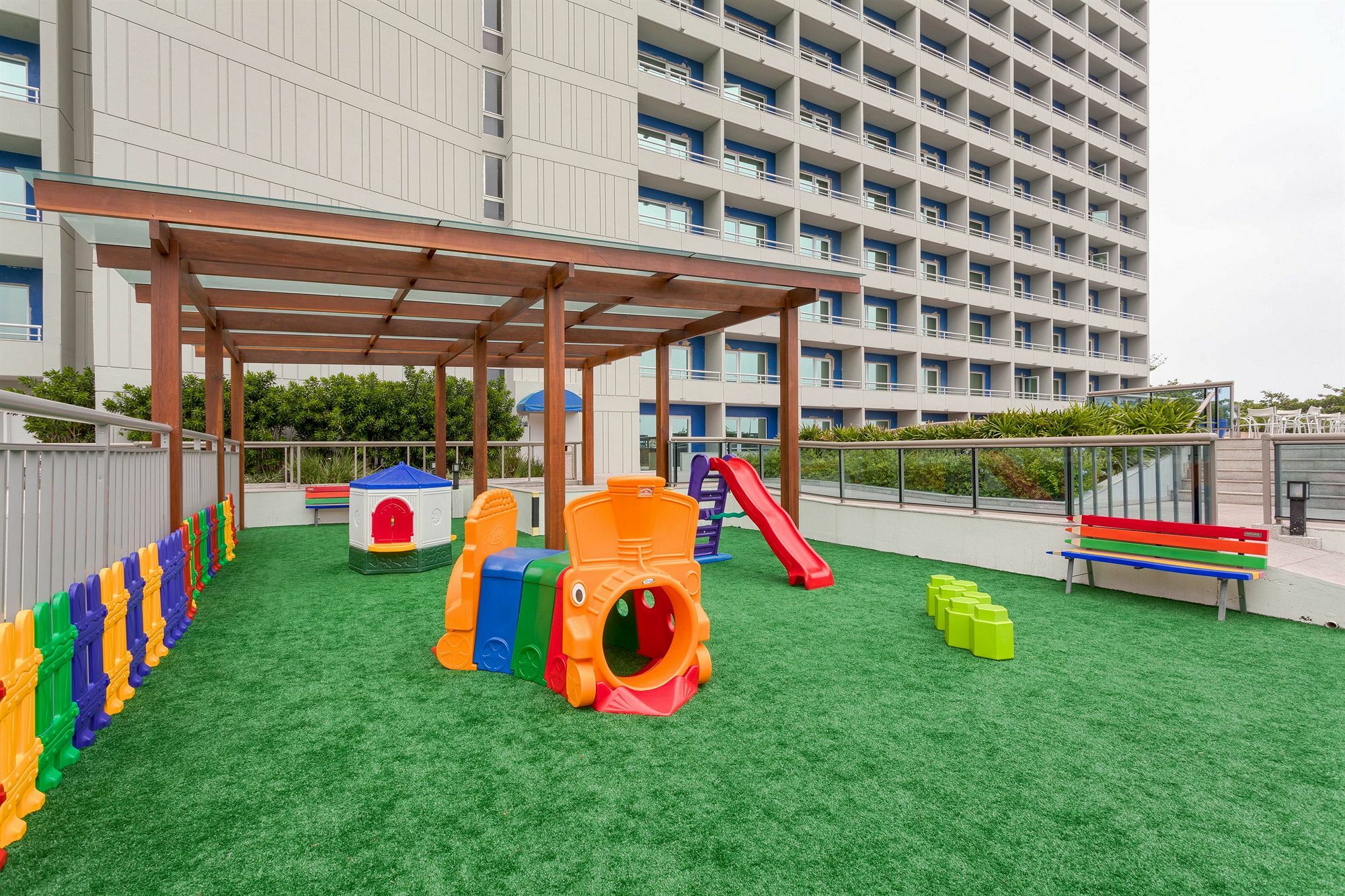 Pullman Rio De Janeiro Sao Conrado Hotel Exterior photo Children's play area