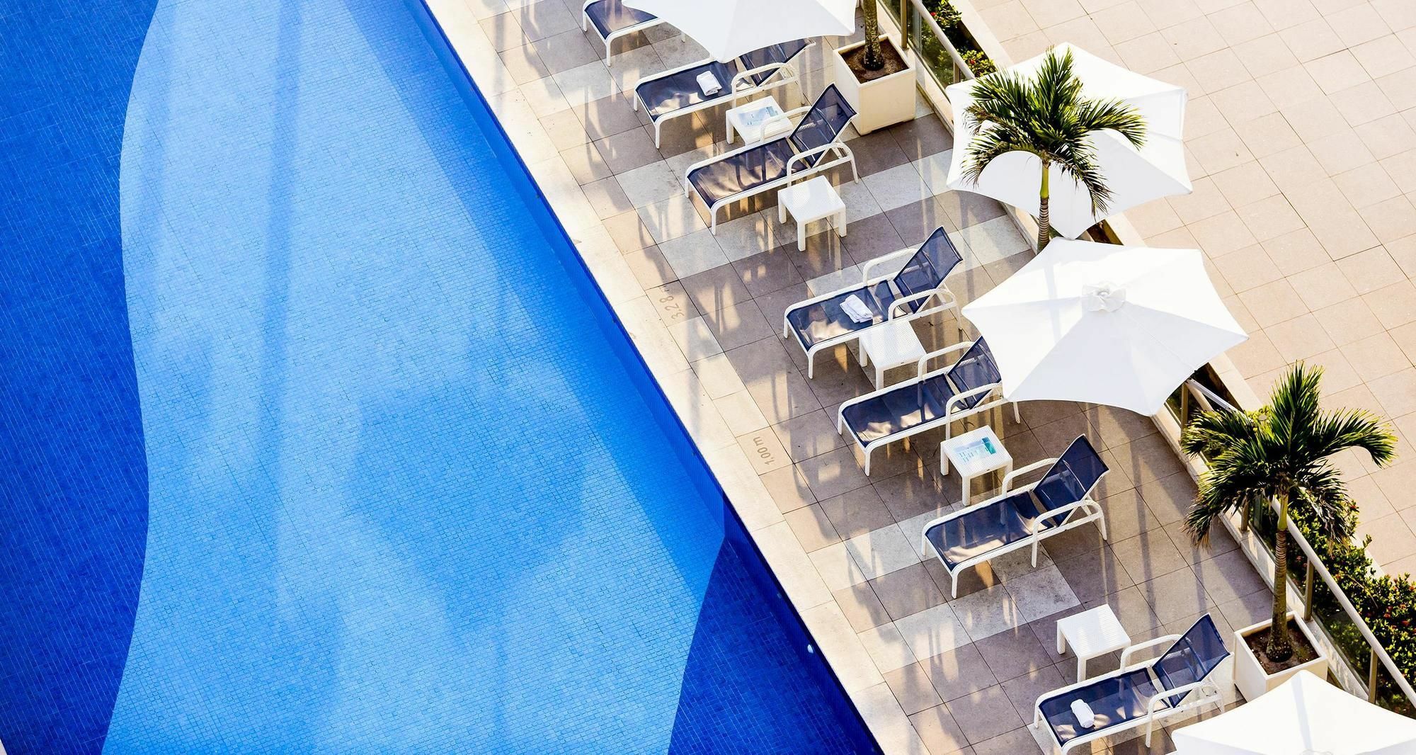 Pullman Rio De Janeiro Sao Conrado Hotel Exterior photo The pool at the hotel